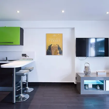 Apartment Le Venitia Studio Raffine Avec Balcon Mignon, Pour Votre Sejour A Deux *