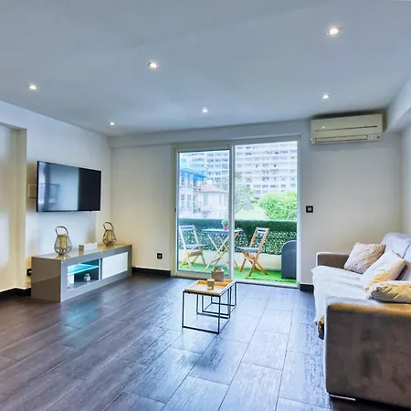 Le Venitia Studio Raffine Avec Balcon Mignon, Pour Votre Sejour A Deux Apartment Cannes
