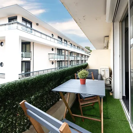 Le Venitia Studio Raffine Avec Balcon Mignon, Pour Votre Sejour A Deux Apartment Cannes